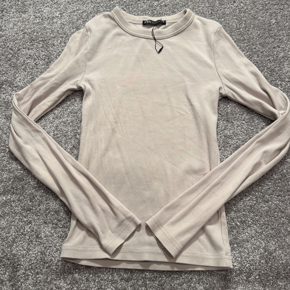 Zara Top Womens Small Beige Ribbed Long Sleeve Knit Minimalist Basic Shirt Chic